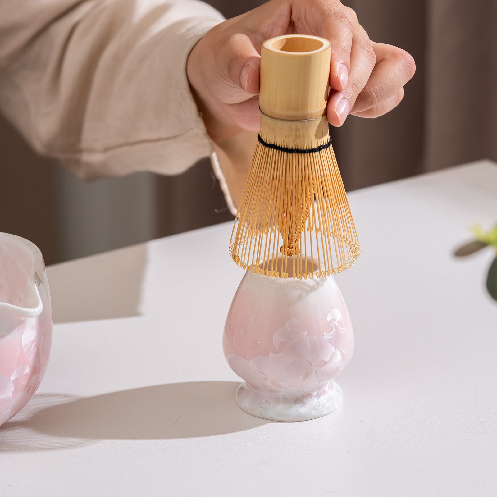 Matcha Bowl Set - Pink Crystalline Glaze Design:Complete Matcha Kit for Elegant Ceremony