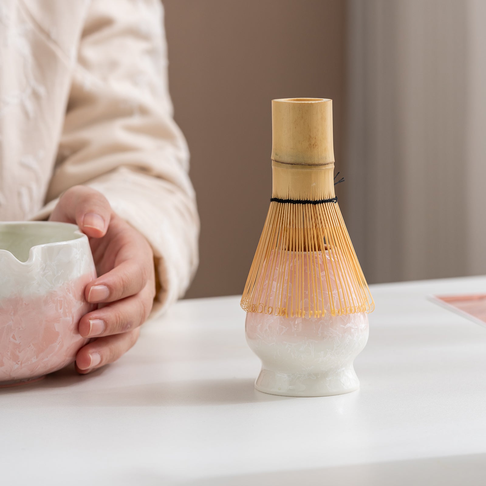 Pink Petal Edge Crystalline Glaze Matcha Bowl Set with Bamboo Whisk