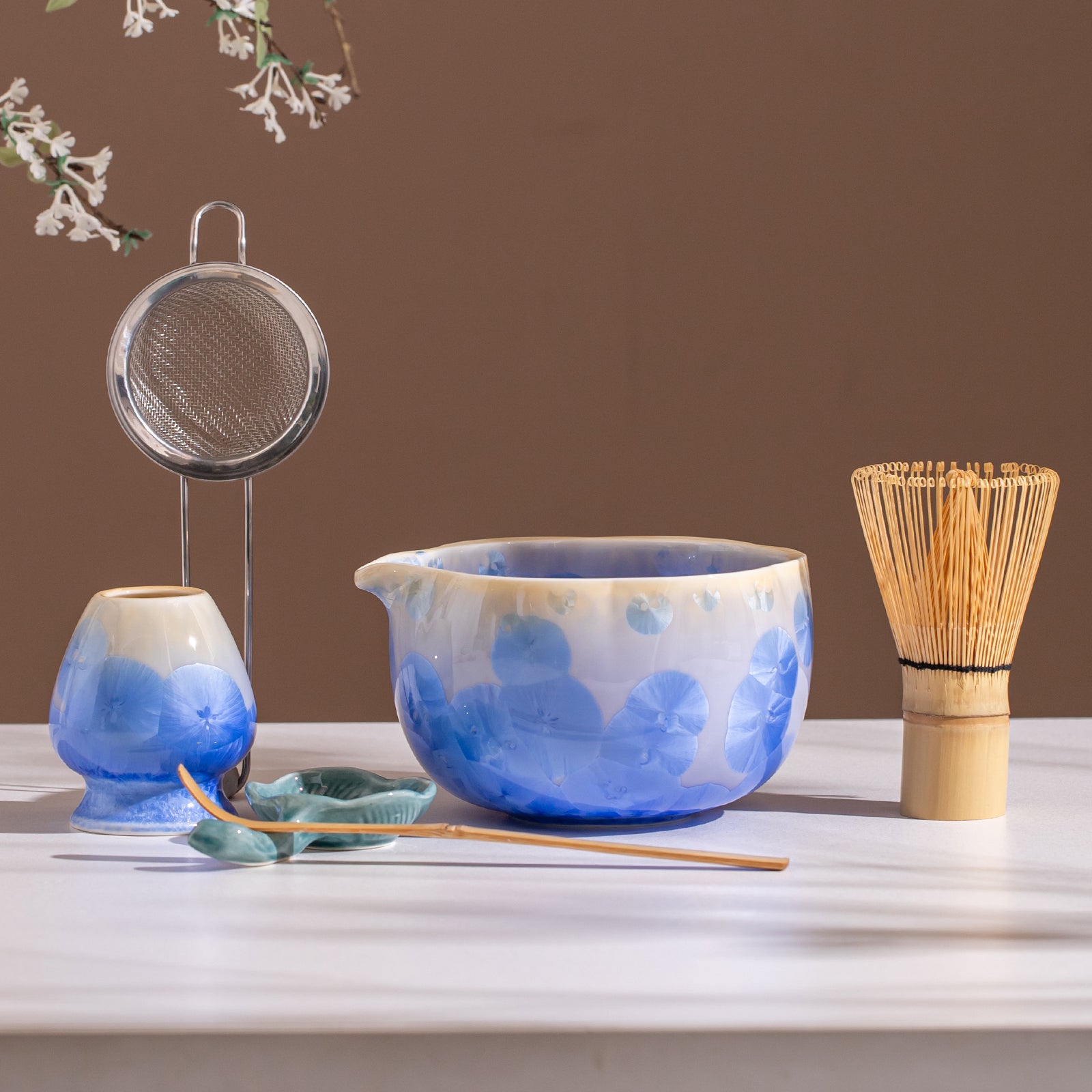 Matcha Bowl Set - Crystalline Glaze Blue Floral Design： Complete Matcha Kit for Traditional Ceremony