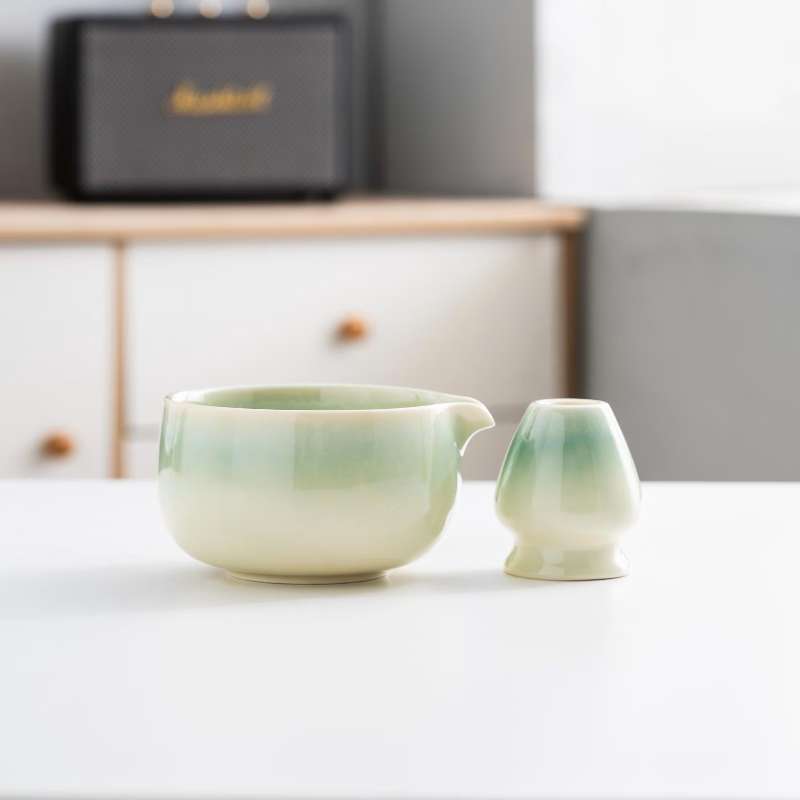Hand-painted Cat Matcha Bowl Set with Bamboo Whisk and Chasen Holder Ceramic Gradient Green Matcha Whisk Set