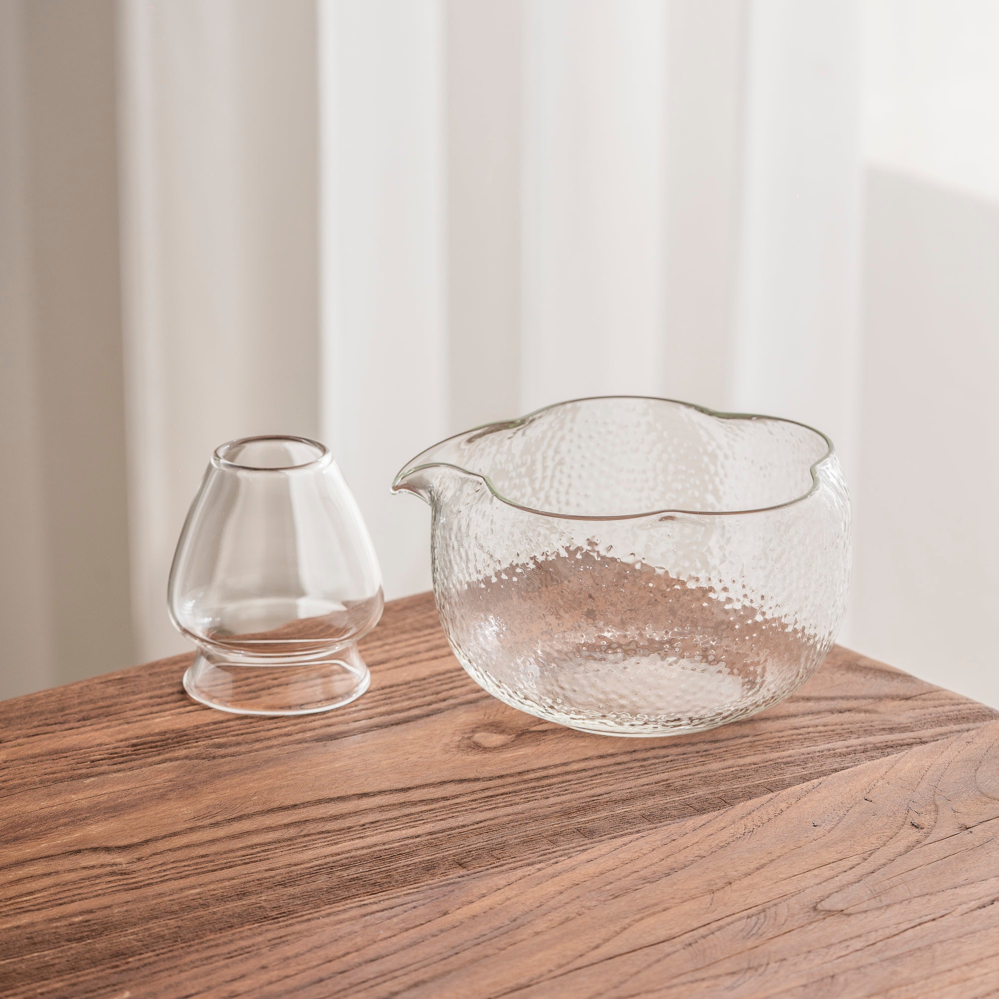 Matcha Bowl Set Petal Shaped Hammered Glass Chawan Bamboo Whisk