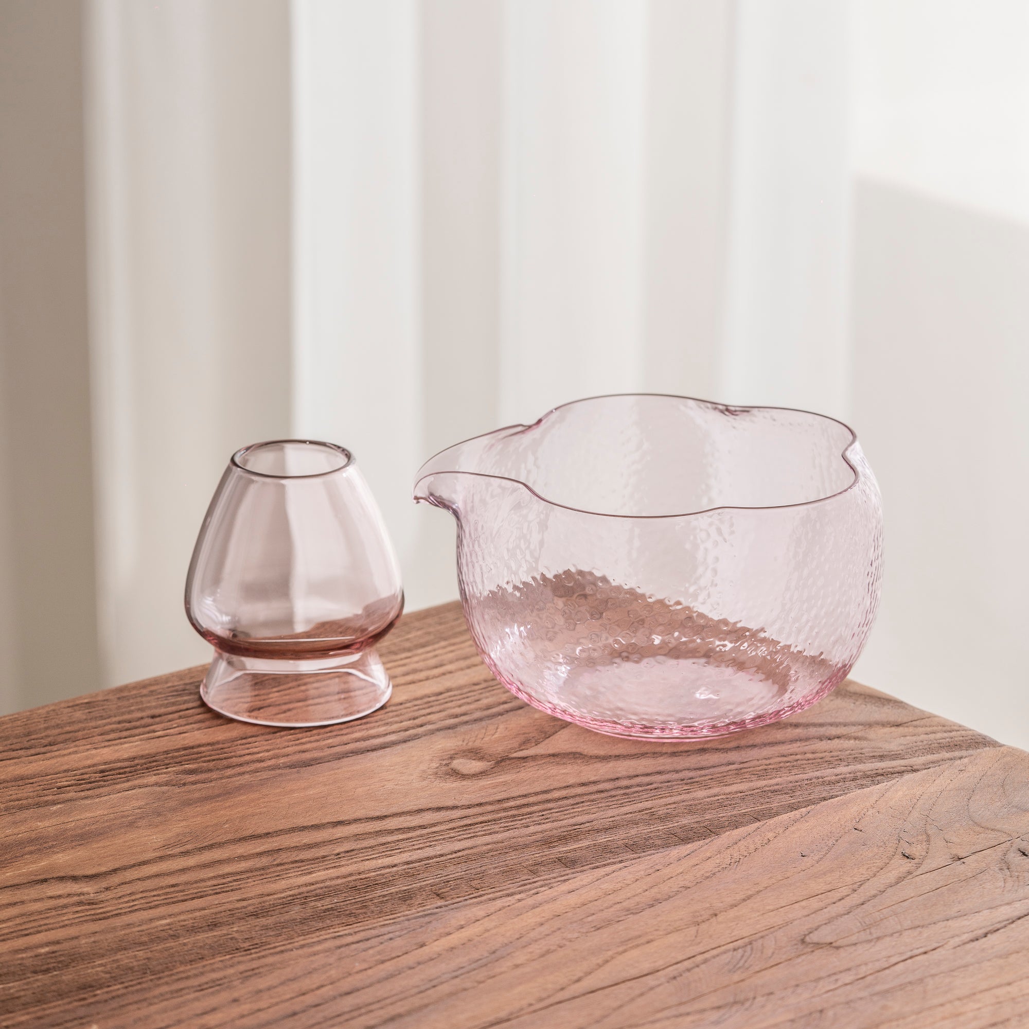 Pink Hammered Glass Matcha Set - Japanese Tea Ceremony Kit with Bamboo Whisk