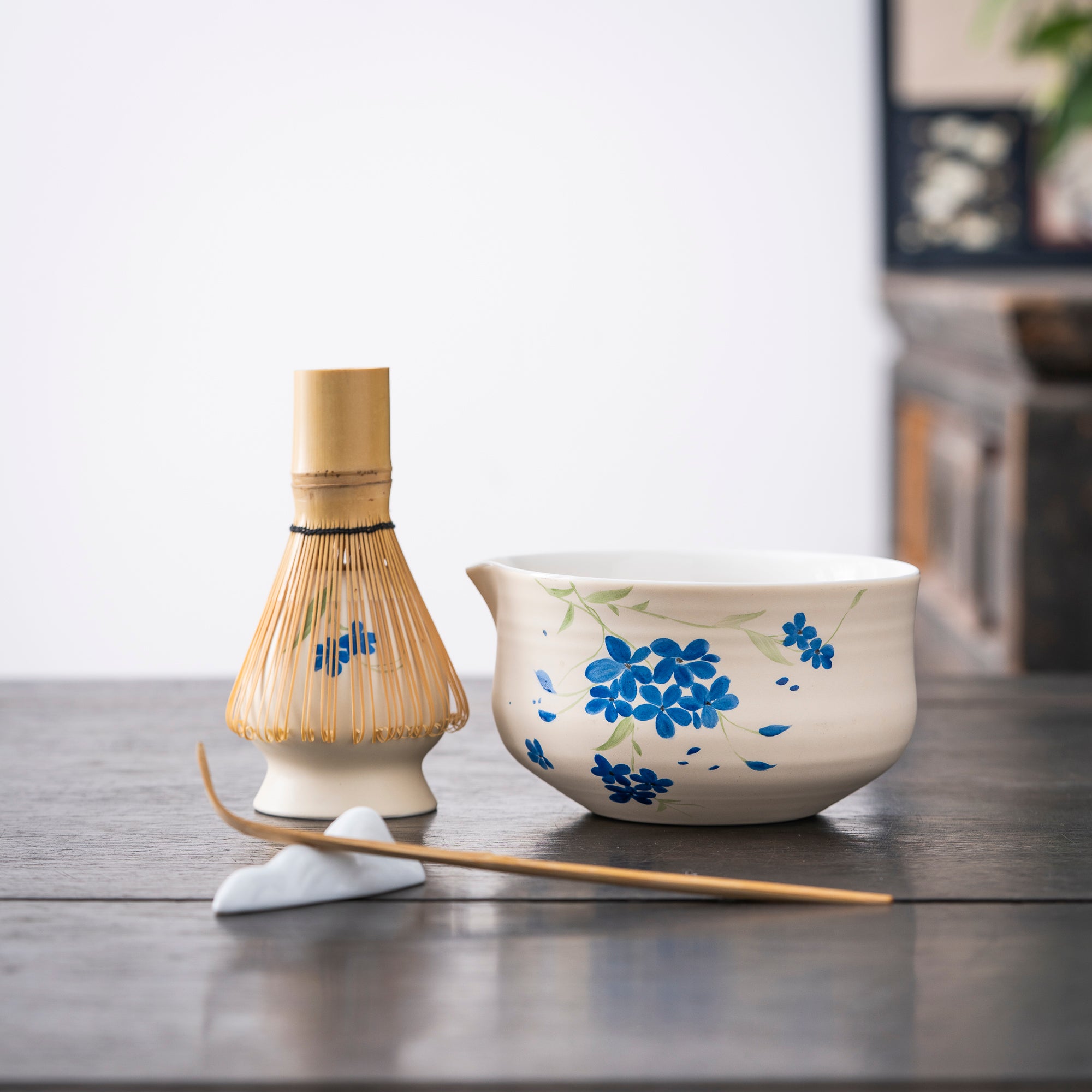 Hand - painted Blue Blossom Matcha Set
