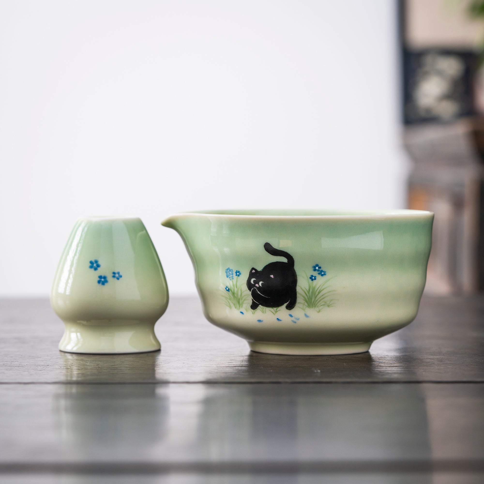 Artisan Hand - Painted Matcha Set with Cat Motif