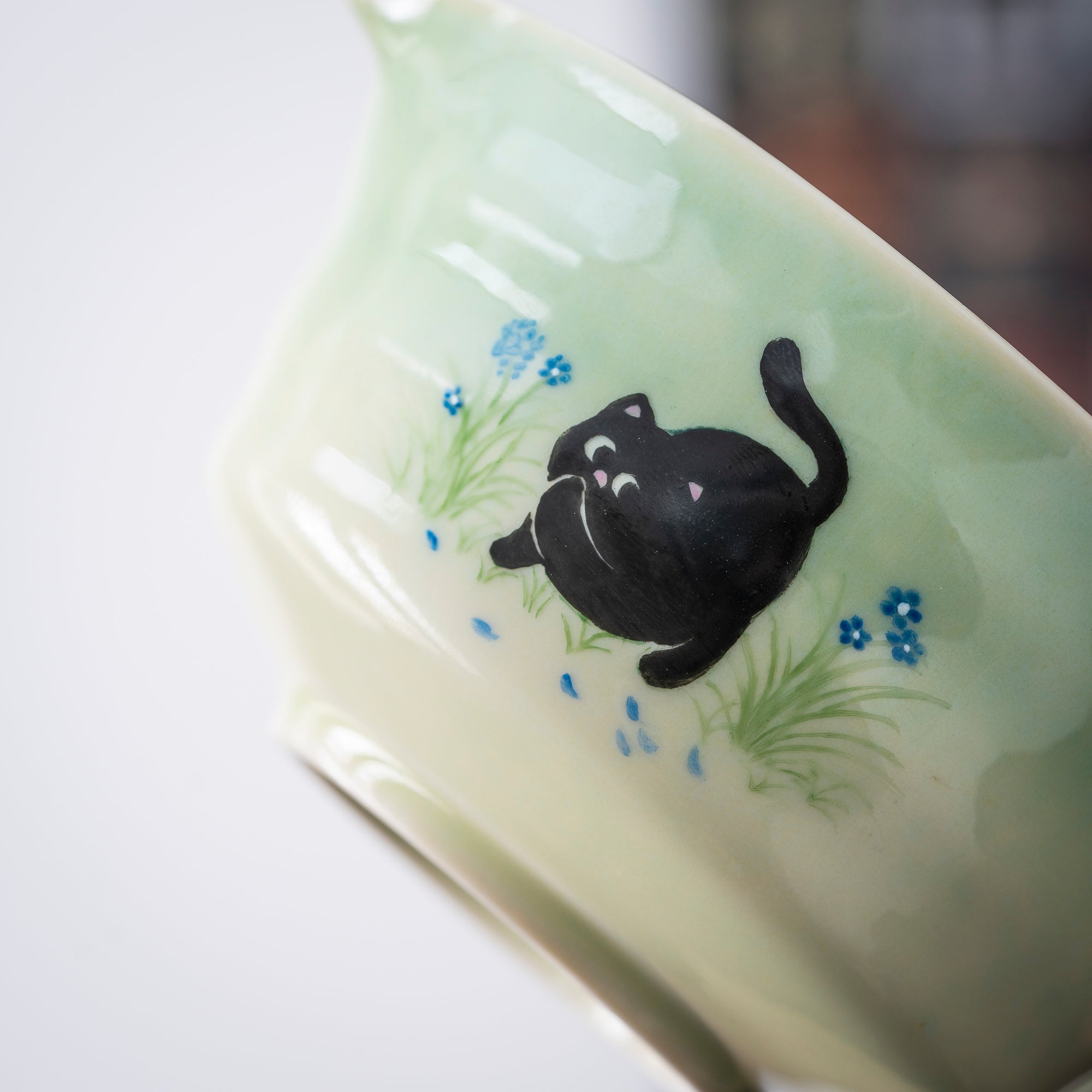 Artisan Hand - Painted Matcha Set with Cat Motif