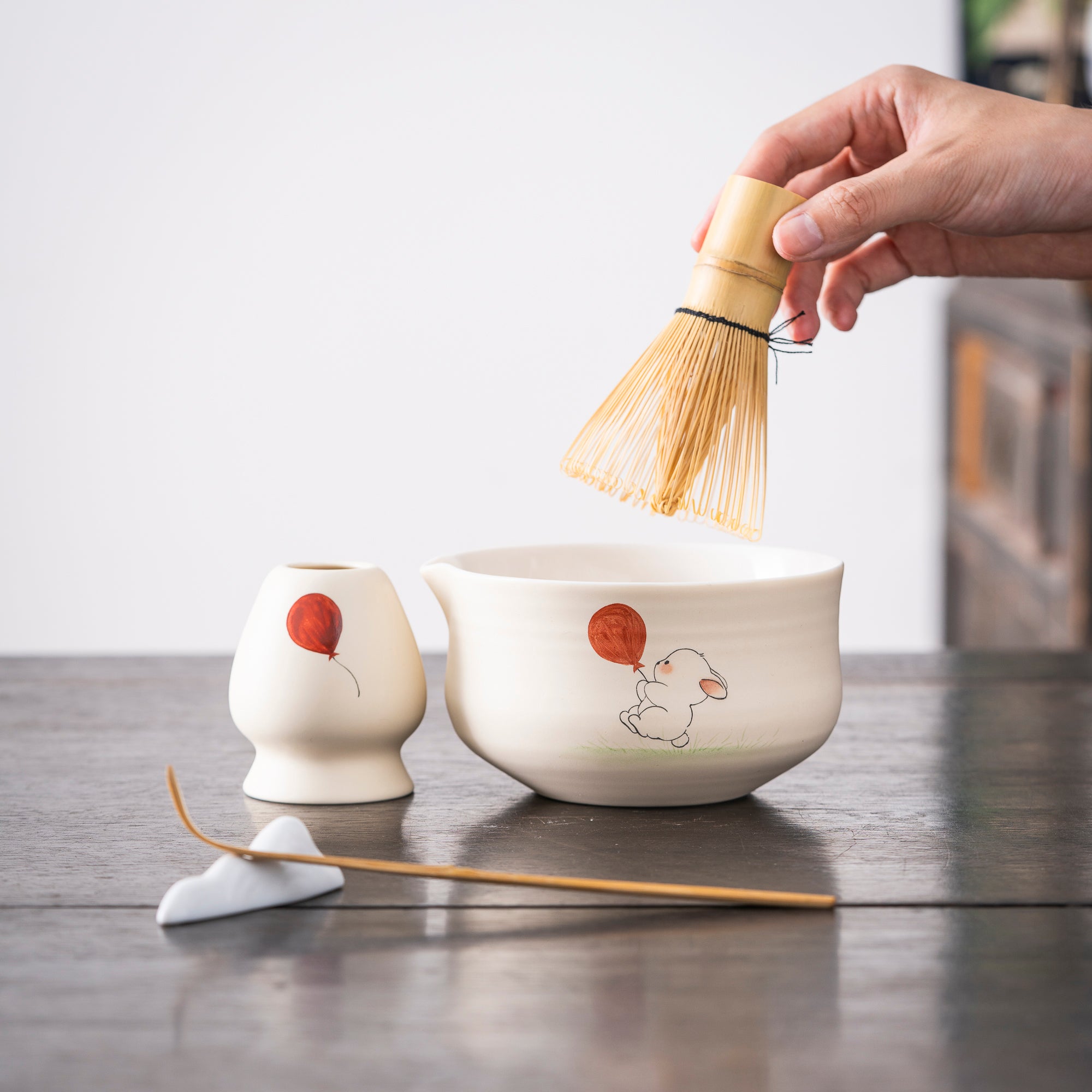 Adorable Hand - painted Bunny Matcha Set