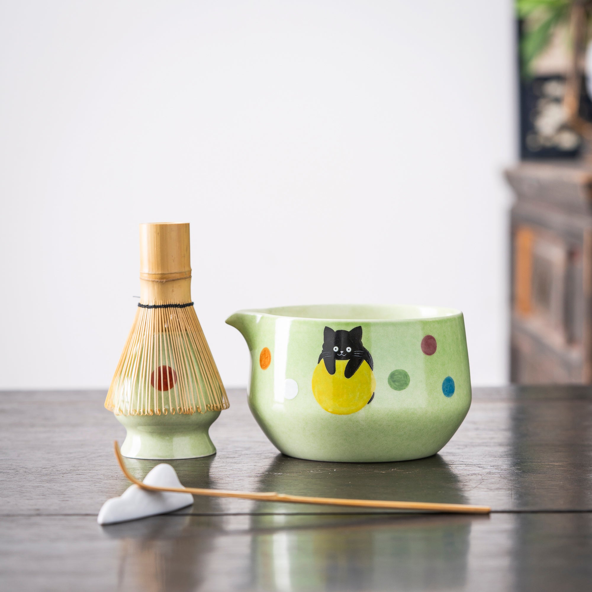 Hand - painted Black Cat & Colorful Dots Light Green Matcha Kit