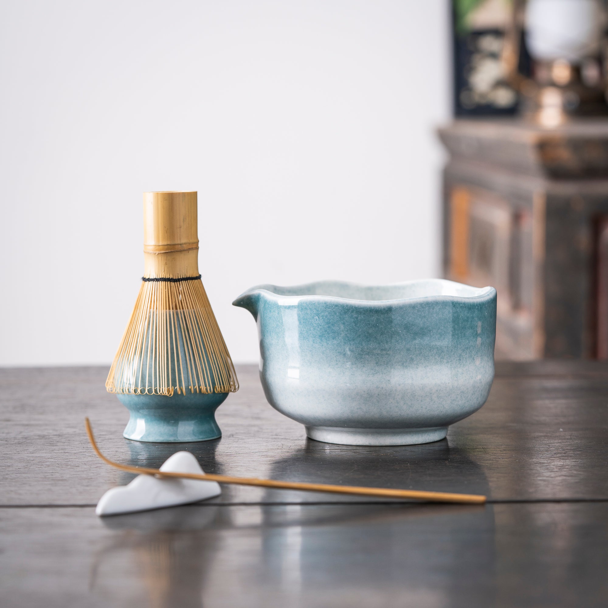 Gradient Blue Matcha Whisk Set